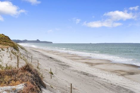 Photo of property in 95 Pukehina Parade, Pukehina, Te Puke, 3189