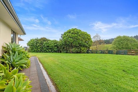 Photo of property in 34 Terry Smyth Drive, Kumeu, 0892