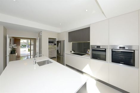 Photo of property in 8 Seagrave Place, Ilam, Christchurch, 8041