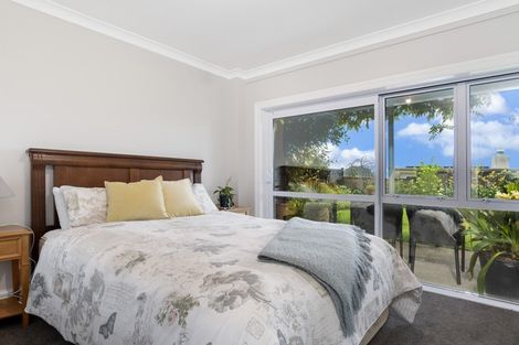 Photo of property in 63 Harbour View Road, Omokoroa, 3114