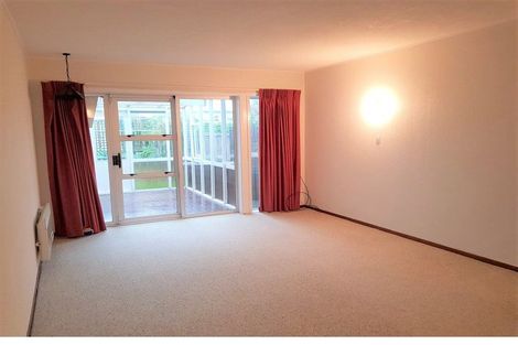 Photo of property in 5/31 Mana Avenue, Titahi Bay, Porirua, 5022