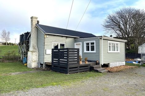 Photo of property in 1 Allan Street, Waiwera South, Clinton, 9584