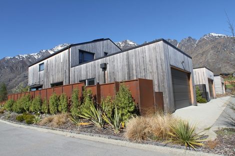 Photo of property in 6 Soudley Court, Jacks Point, Queenstown, 9371