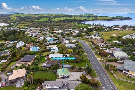 Photo of property in 1400 Whangaparaoa Road, Army Bay, Whangaparaoa, 0930