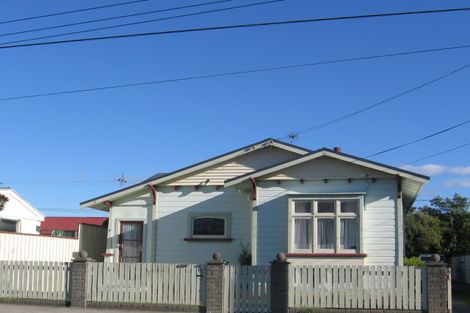 Photo of property in 8 Roxburgh Grove, Petone, Lower Hutt, 5012