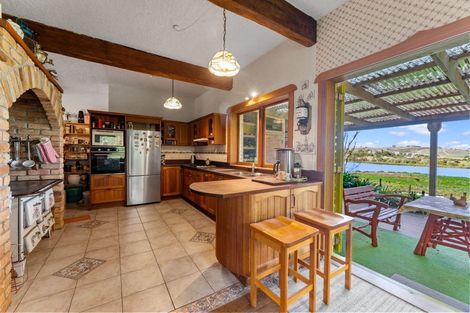 Photo of property in 364 Oneriri Road, Kaiwaka, 0573