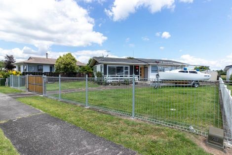 Photo of property in 8a Thames Road, Paeroa, 3600