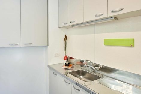 Photo of property in Manston Apartments, 1a/145 Ohiro Road, Brooklyn, Wellington, 6021