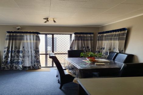 Photo of property in 29 Lydia Place, Kelvin Grove, Palmerston North, 4414