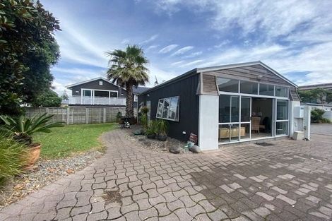 Photo of property in 379a Oceanbeach Road, Mount Maunganui, 3116