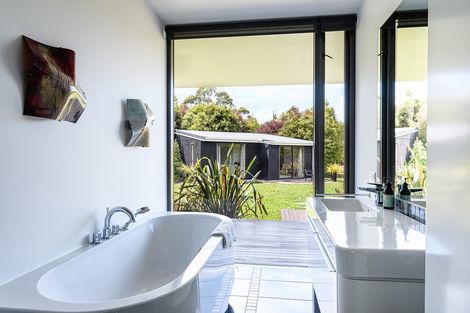 Photo of property in 6 Brooks View Heights, Tasman, Upper Moutere, 7173