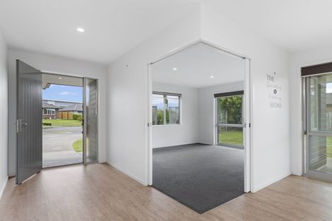 Photo of property in 17 Hoggard Place, Katikati, 3129