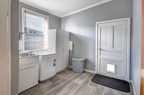 Photo of property in 35 Wesley Street, South Dunedin, Dunedin, 9012