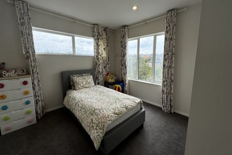Photo of property in 12 Mural Place, Greenhithe, Auckland, 0632