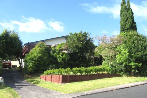 Photo of property in 2/34 Mountbatten Avenue, Hillcrest, Auckland, 0627