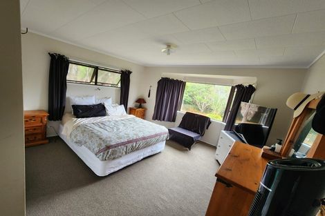 Photo of property in 296a One Tree Point Road, One Tree Point, 0118