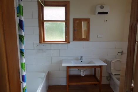 Photo of property in 12 Shandon Street, Roseneath, Port Chalmers, 9023