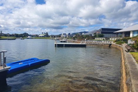 Photo of property in 4 Cordyline Way, One Tree Point, 0118