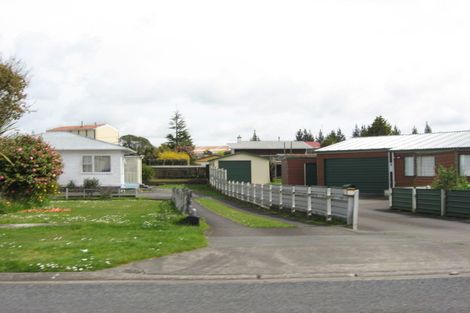 Photo of property in 12 Richmond Street, Inglewood, 4330