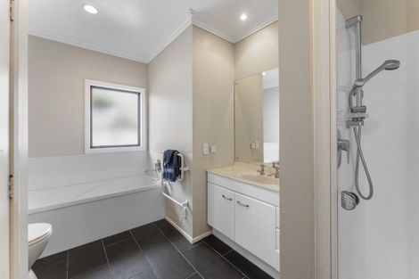 Photo of property in 62 Raumati Road, Raumati Beach, Paraparaumu, 5032