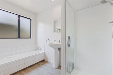 Photo of property in 137 Mcfaddens Road, St Albans, Christchurch, 8052