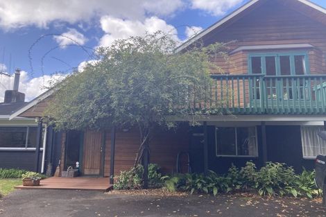 Photo of property in 16 Totara Drive, St Andrews, Hamilton, 3200