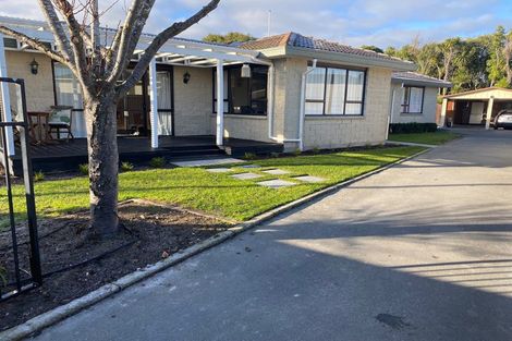 Photo of property in 32 Coates Place, Rangiora, 7400