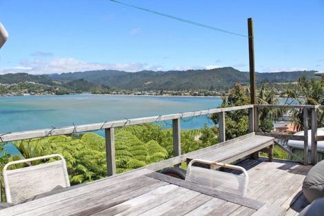 Photo of property in 161 Paku Drive, Tairua, 3508