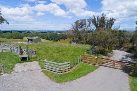Photo of property in 137 Knorp Street, Halcombe, Feilding, 4779