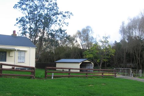 Photo of property in 107 Akers Road, Linton, Palmerston North, 4472