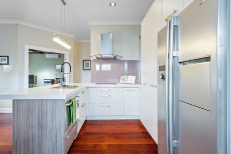 Photo of property in 3 Ngataringa Road, Devonport, Auckland, 0624