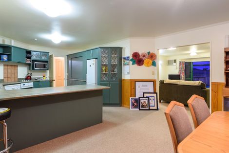 Photo of property in 51 Fairview Place, Te Puke, 3119