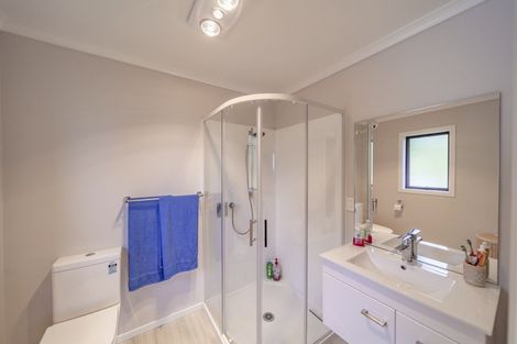 Photo of property in 5 Windsor Road, Waipawa, 4210