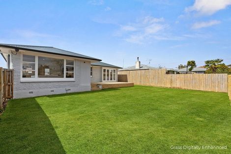 Photo of property in 8 Henderson Crescent, Parkvale, Tauranga, 3112