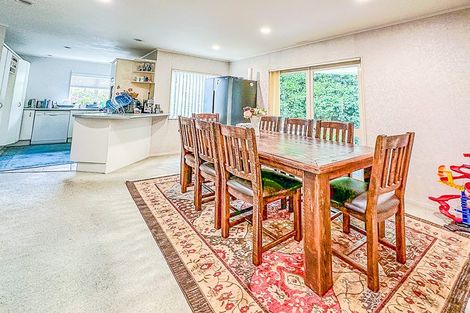 Photo of property in 67 Balmain Road, Birkenhead, Auckland, 0626