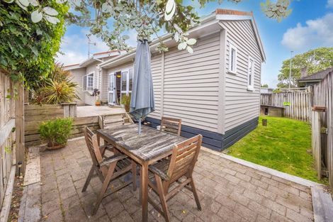Photo of property in 54 Haultain Street, Fairfield, Hamilton, 3214