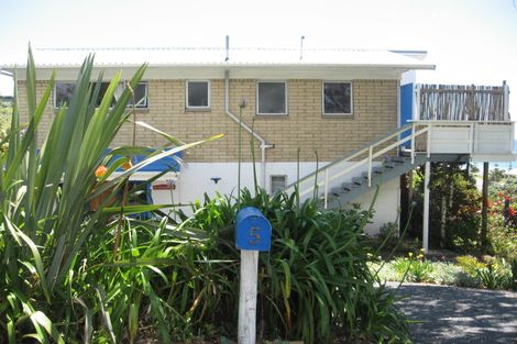 Photo of property in 5 Seaview Road, Cable Bay, 0420