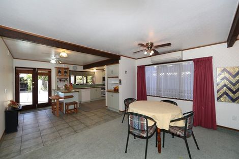 Photo of property in 802 Collinge Road, Mayfair, Hastings, 4122