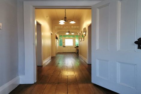 Photo of property in 37 Grey Street, Marton, 4710