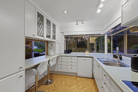 Photo of property in 4 Harewood Grove, Pinehaven, Upper Hutt, 5019