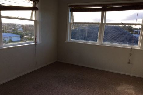 Photo of property in 62 Woodglen Road, Glen Eden, Auckland, 0602