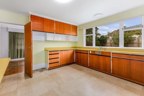 Photo of property in 1 Bede Grove, Tawa, Wellington, 5028
