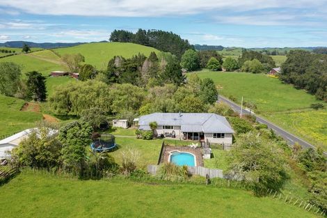 Photo of property in 731 Clevedon Kawakawa Road, Clevedon, Papakura, 2585