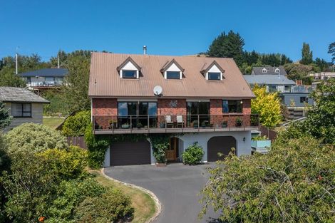 Photo of property in 74 Kinmont Crescent, Kinmont Park, Mosgiel, 9024