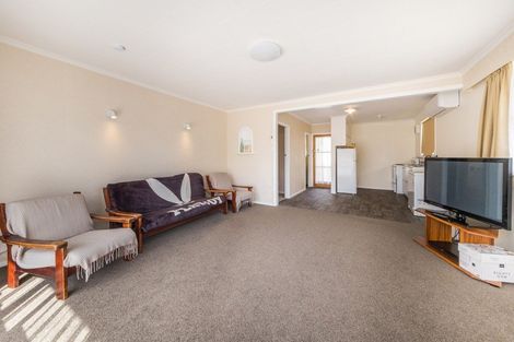 Photo of property in 1/528 Ferguson Street, Palmerston North, 4410