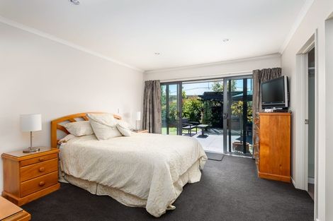 Photo of property in 186 Cashmere Road, Hoon Hay, Christchurch, 8025