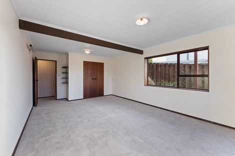 Photo of property in 40 Bosun Terrace, Whitby, Porirua, 5024
