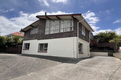 Photo of property in 86 Rosario Crescent, Red Beach, 0932