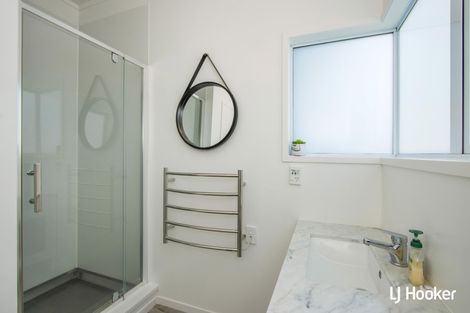 Photo of property in 44 Hillview Road, Waihi Beach, 3611