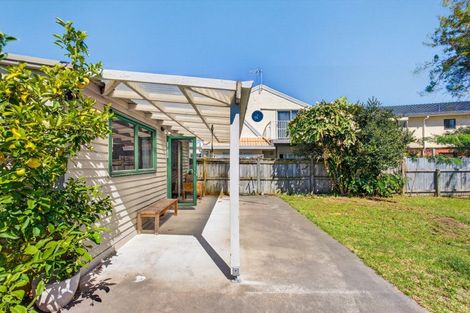 Photo of property in 13-14 Meeanee Quay, Westshore, Napier, 4110
